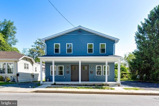 Primary Photo - 118 Winters Ln