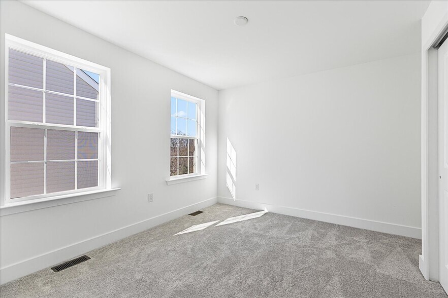 Building Photo - 15 Jacob Francis Way