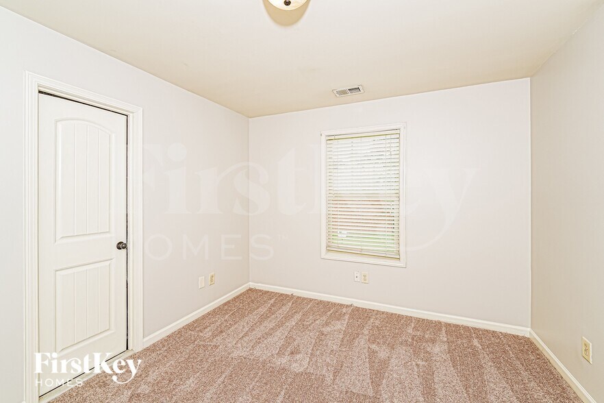 Building Photo - 411 Odum Rd