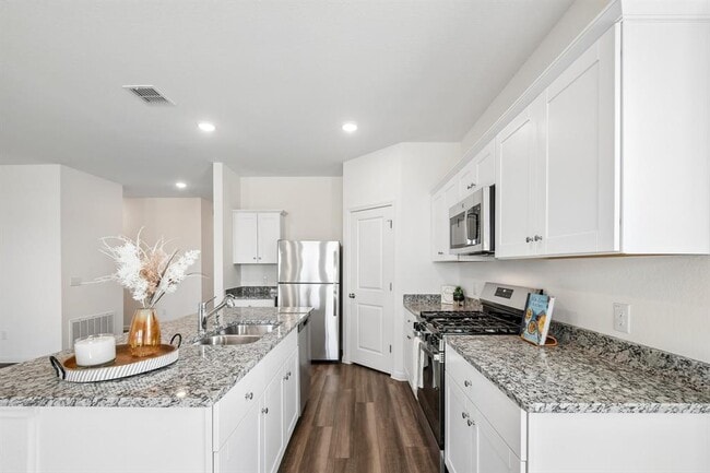 Building Photo - 1305 Morris Lp