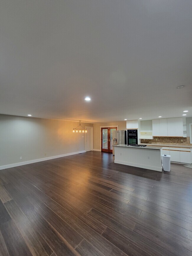 Building Photo - 268 Waxhaw Dr