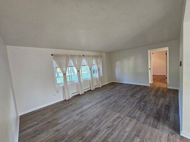 Building Photo - 6862 W Lode Dr