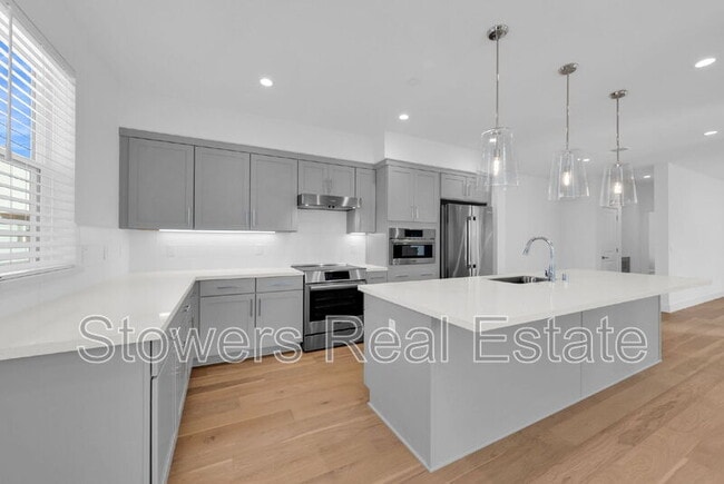 Building Photo - 3001 Ivory Ter