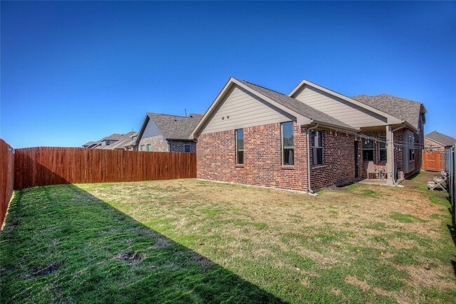 Building Photo - 3916 Ford Dr