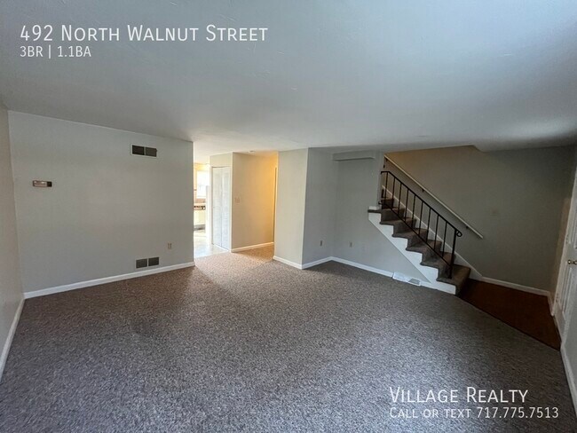 Building Photo - 492 N Walnut St