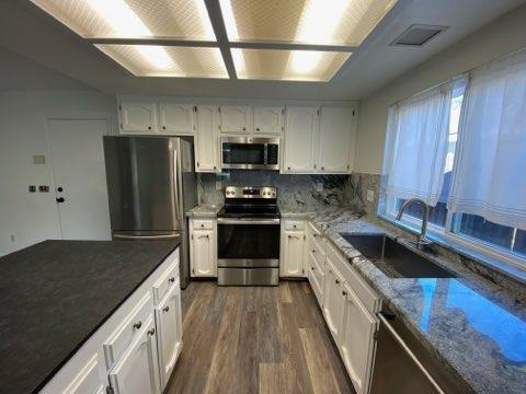 Building Photo - 4145 W Capitola Ave