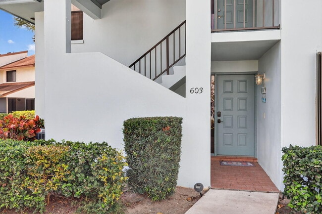 Building Photo - 950 S Kanner Hwy