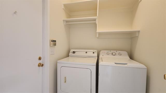 Building Photo - 205 Dorsett Ct