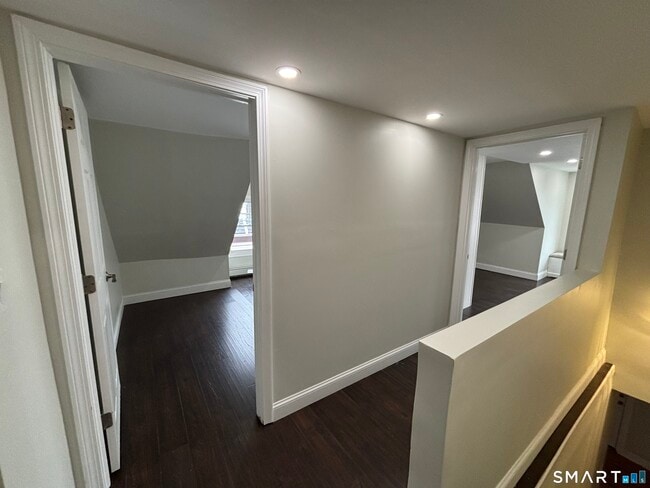 Building Photo - 241 Lewis St