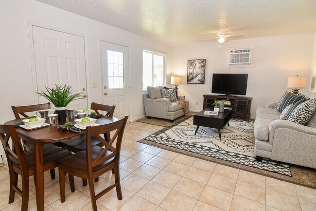 Building Photo - 3 Bedroom, Single-story Townhomes for rent in Madrid, IA