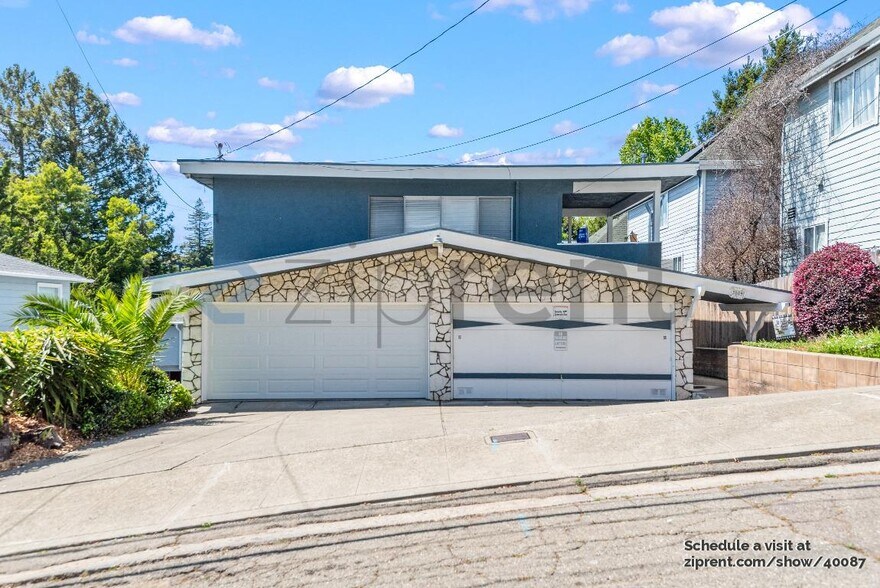 Primary Photo - 3809 Buell St