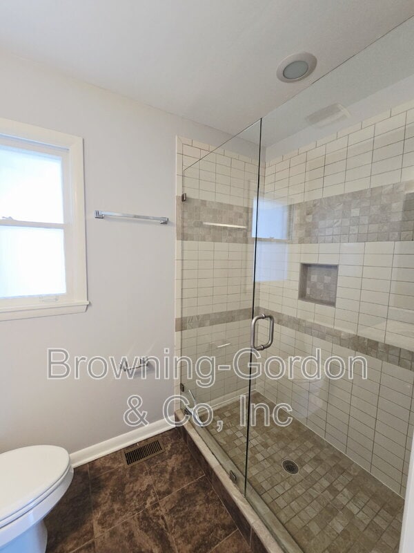 Building Photo - 2817 Paden Dr