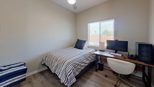 Building Photo - 4929 College Ave