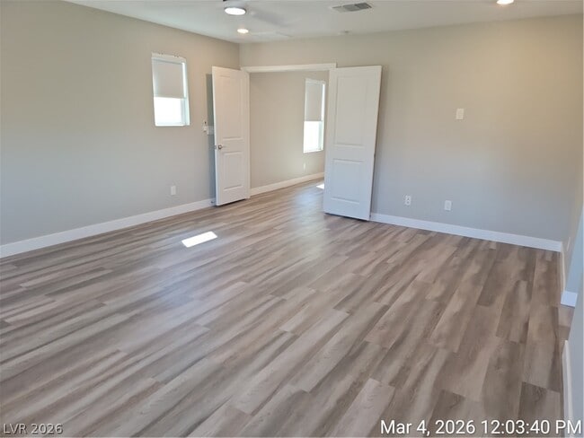 Building Photo - 2818 Frabiele St