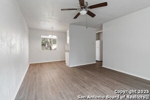 Building Photo - 425 W Aviation Blvd
