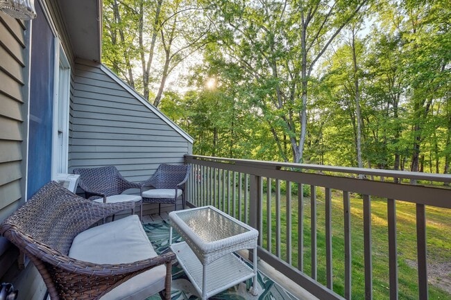 Building Photo - 78 Saco Pnes Dr