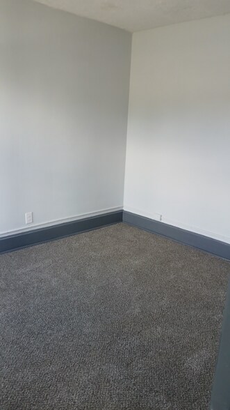 Building Photo - 2258 Cleveland Ave