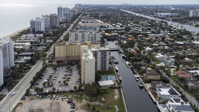 Building Photo - 1391 S Ocean Blvd