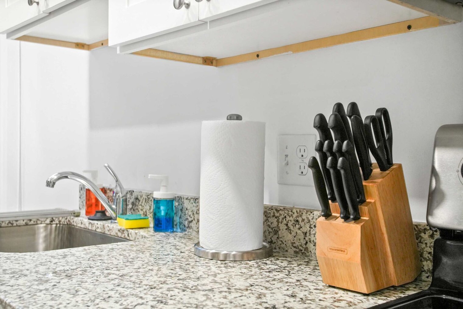 Building Photo - 209 9th St