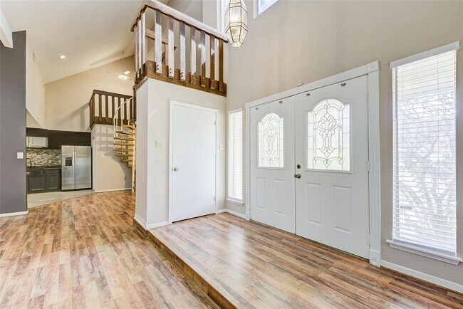 Building Photo - 1710 Bodart Ct