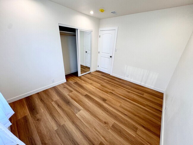 Building Photo - Beautifully Remodeled 3-Bedroom Home in Al...