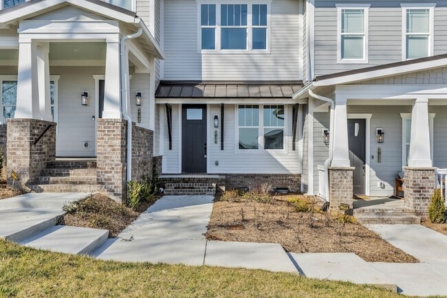 Primary Photo - 2127 Gildridge Dr