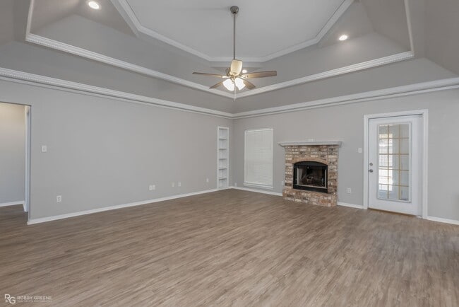 Building Photo - Beautiful South Bossier Southgate Estates ...
