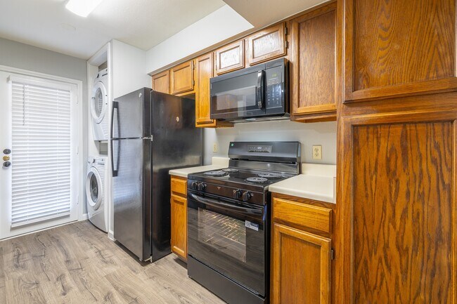 Building Photo - 14600 Fonmeadow Dr