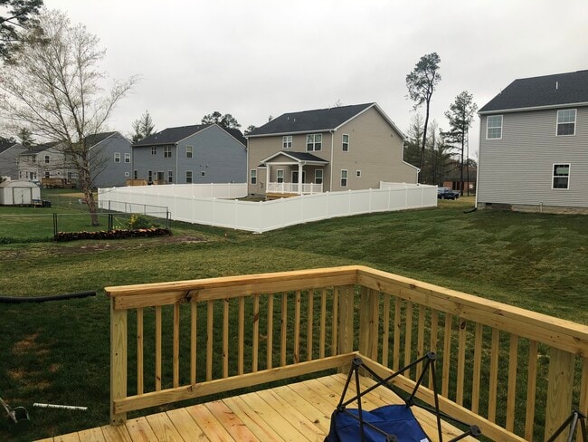 Building Photo - 2198 Craven Ln