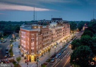 Building Photo - 3710 Idaho Ave NW