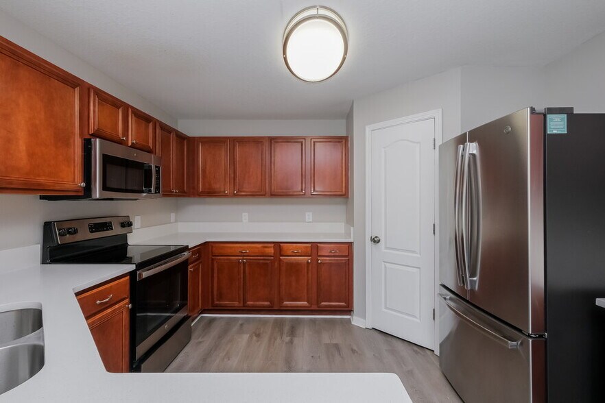 Building Photo - 11229 Black Forest Trail