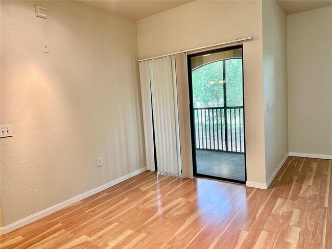 Building Photo - 2141 Portofino Pl
