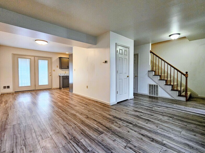 Building Photo - 66 Muddy Creek Church Rd