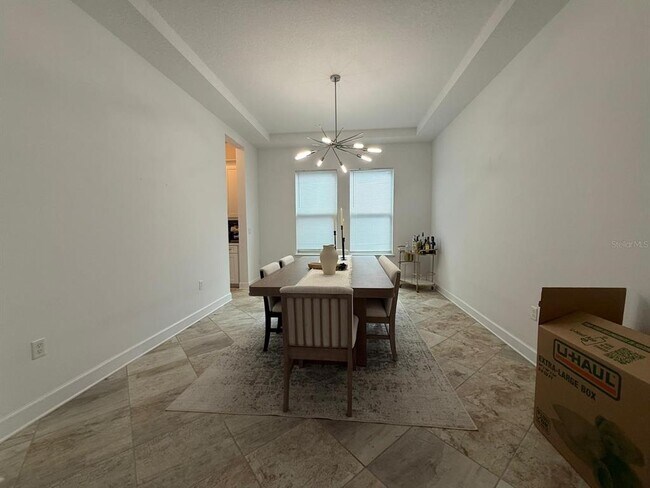 Building Photo - 12913 Utopia Lp