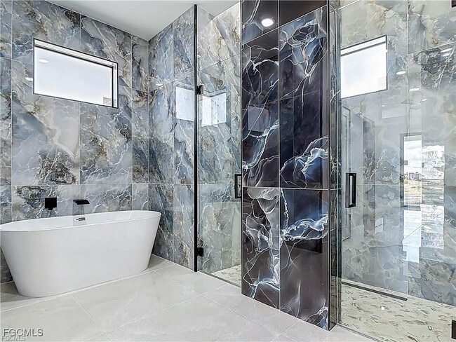 Building Photo - 323 NE 19th Terrace