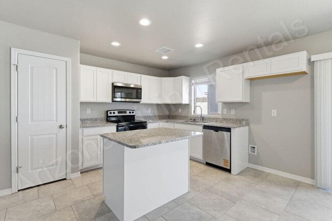 Building Photo - NEW CONSTRUCTION HOME