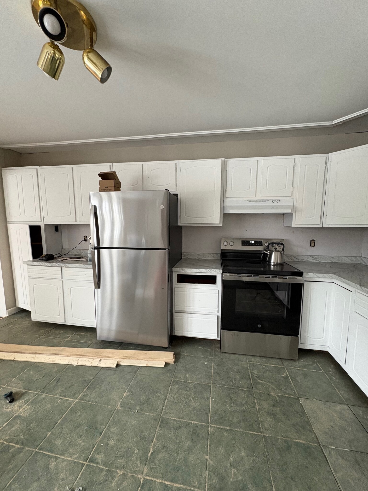 Kitchen (under renovation) - 32 Front St