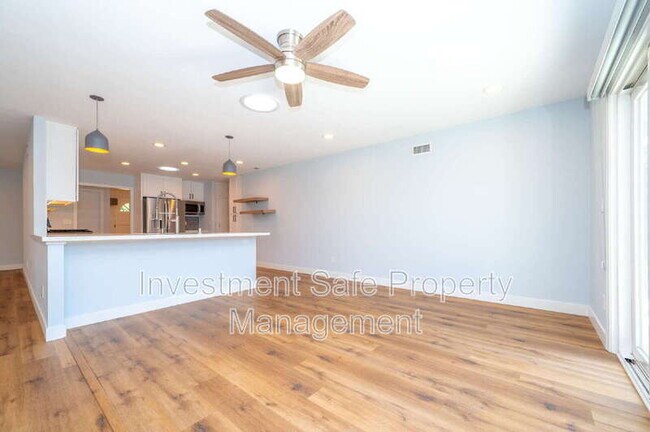 Building Photo - 6051 Bounty St