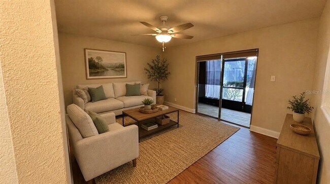 Building Photo - 205 Lewfield Cir
