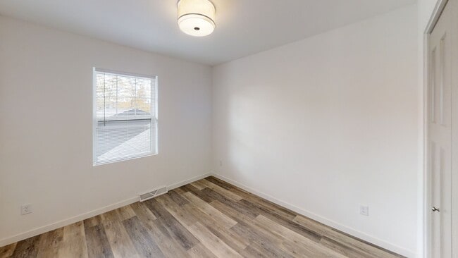 Building Photo - 1302 N 3rd Street