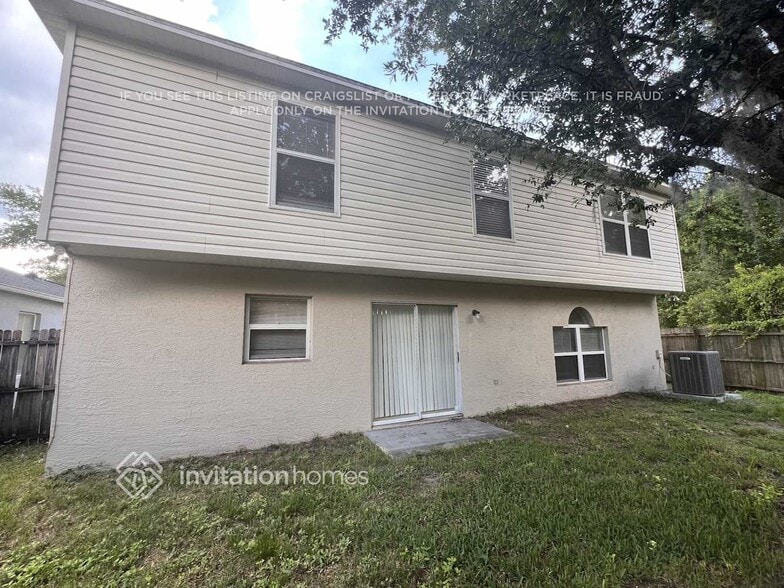 Building Photo - 14715 Tully Woods Ct