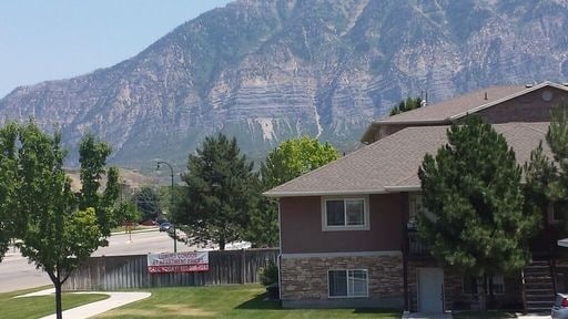 Building Photo - Canyon Trail