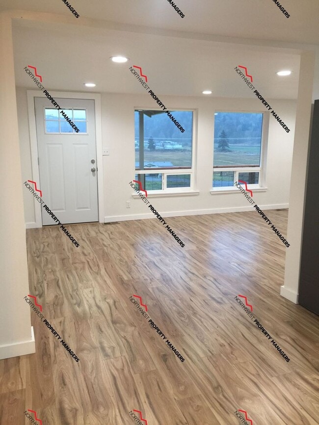 Building Photo - STATUS: * AVAILABLE * | R210A | $2095 + $2...