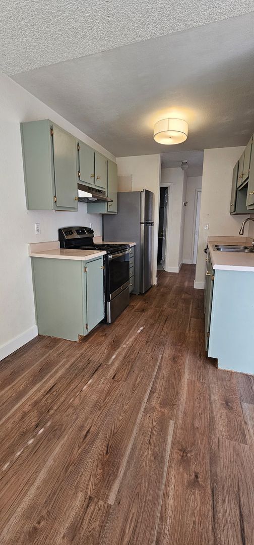 Building Photo - CLEARACRE GARDENS – 1 Bed / 1 Bath Condo for Rent (700 Sq Ft)