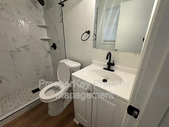 Building Photo - 6311 Bradshaw Dr