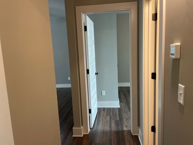 Building Photo - 3 Bedroom Home With Spacious Garage and Fenced Backyard!