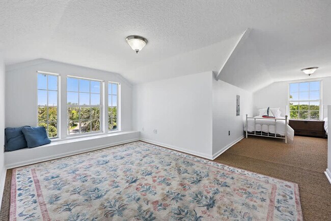 Building Photo - 3976 Ponte Vedra Blvd
