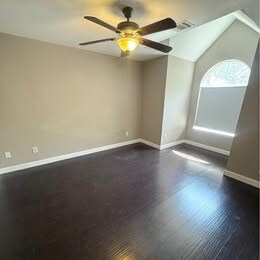 Building Photo - 9128 Cumberland Dr