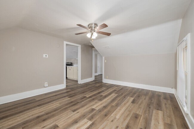 Building Photo - 401 Spaulding Ave