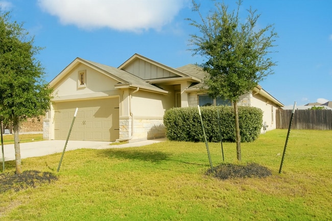 Building Photo - 6032 Genova Pl